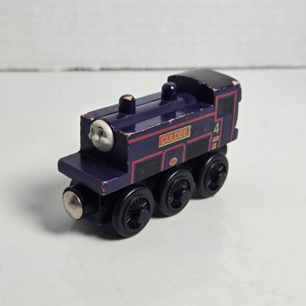 1999 Thomas & Friends Wooden Railway "Culdee" Engine / Train Car Two Faces